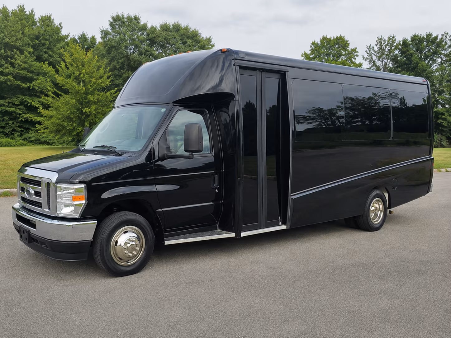 yonkers religious group transportation onboard seating